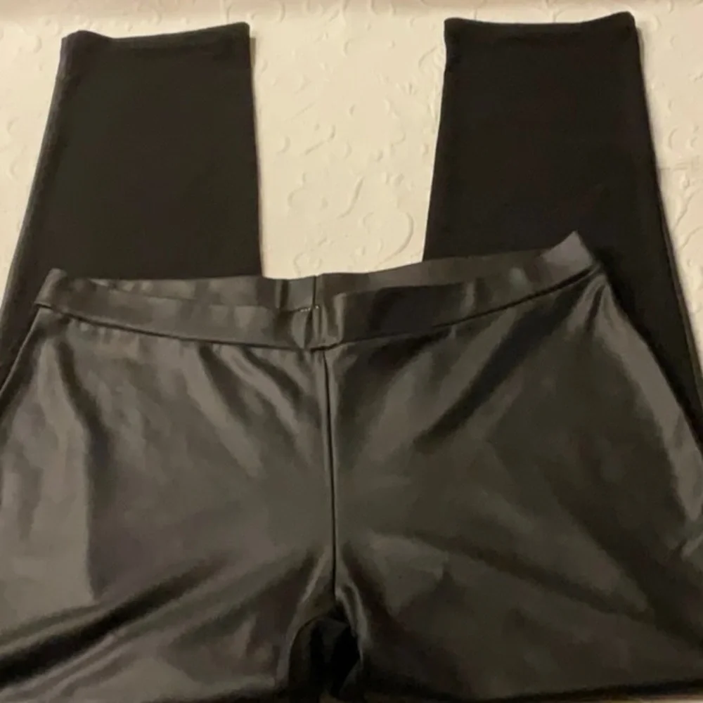 CLARA SUNWOO Black Faux Leather/Fabric Pants. Large. NWOT